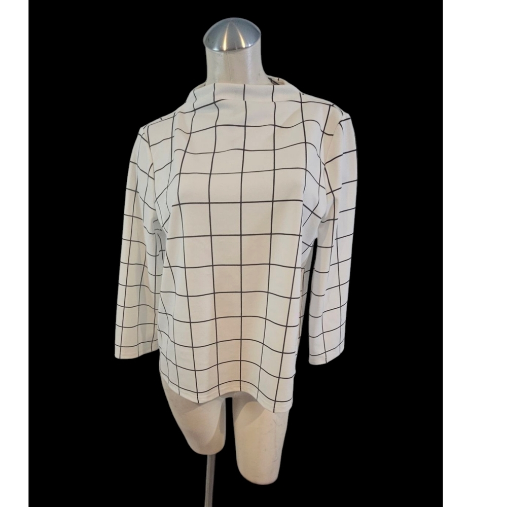 3/$25 Melloday Size Off White Black Top